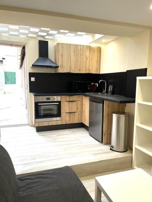 Appartement Cosy Avec Terrasse Marseilles Buitenkant foto
